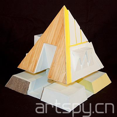 pyramid-int.jpg